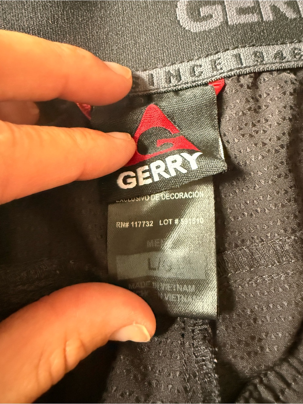 Men’s Bundle 🥾 Old Navy Active and Gerry Outdoors Men's Shorts - Picture 5 of 6